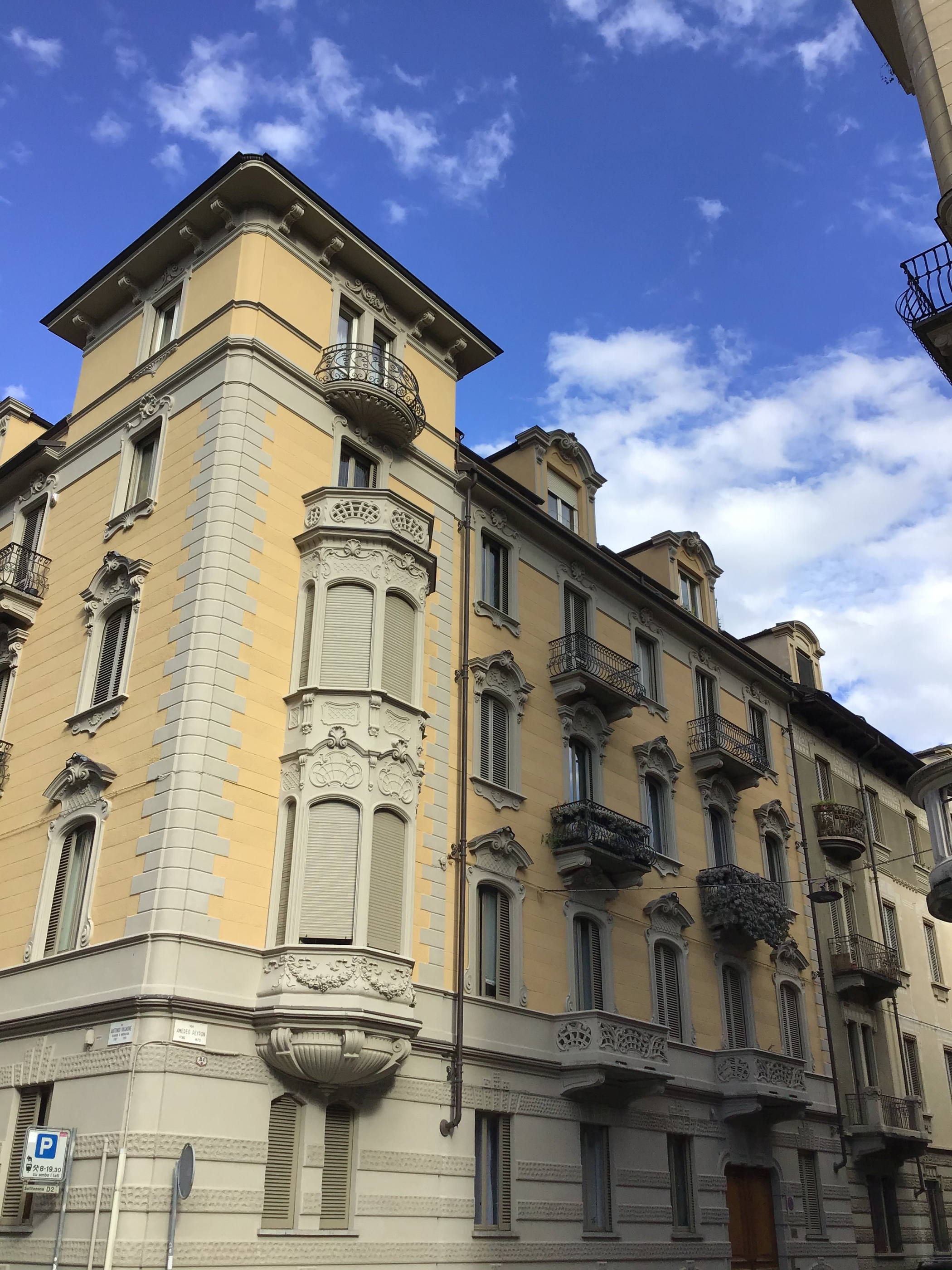 [Casa privata in Via Amedeo Peyron, 18]