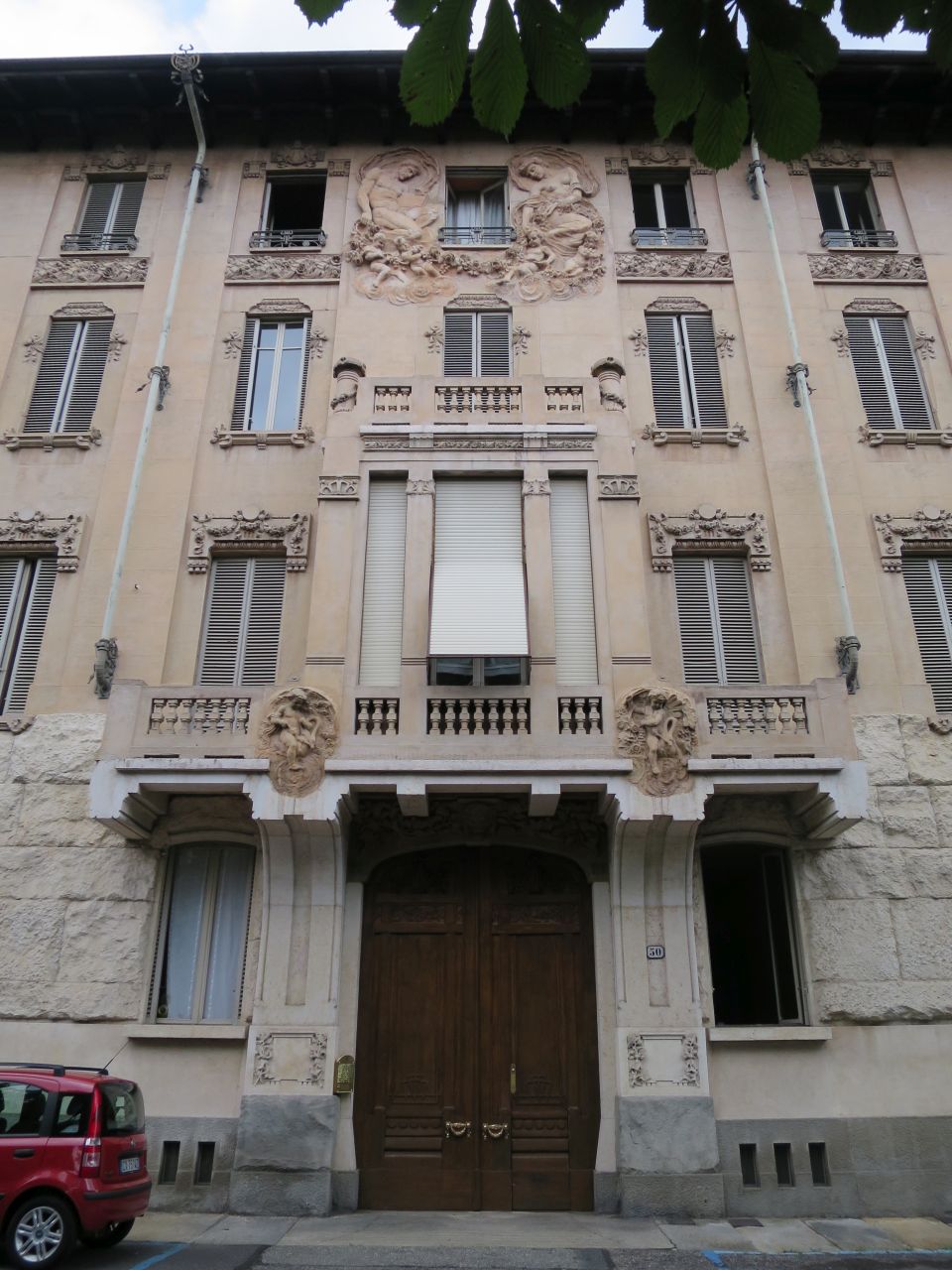 [Casa privata in corso Montevecchio, 50]