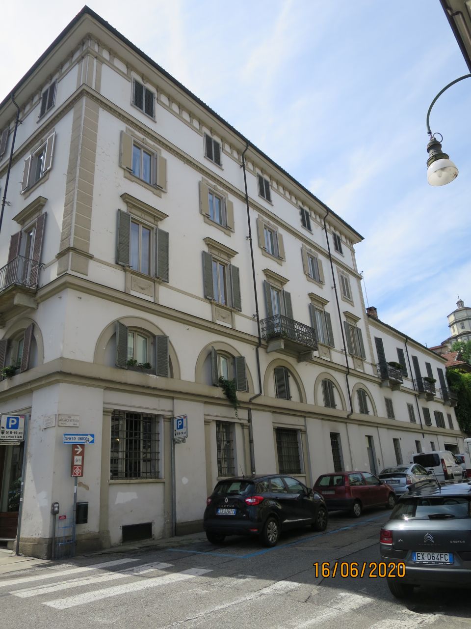 [Casa privata in via Lanfranchi, 2]