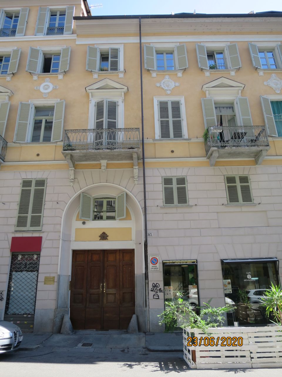 [Casa privata in via Mazzini, 13]
