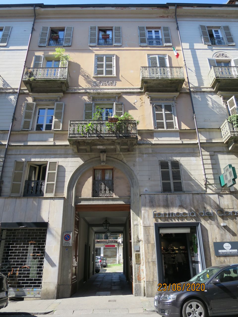 [Casa privata in via Mazzini, 24]