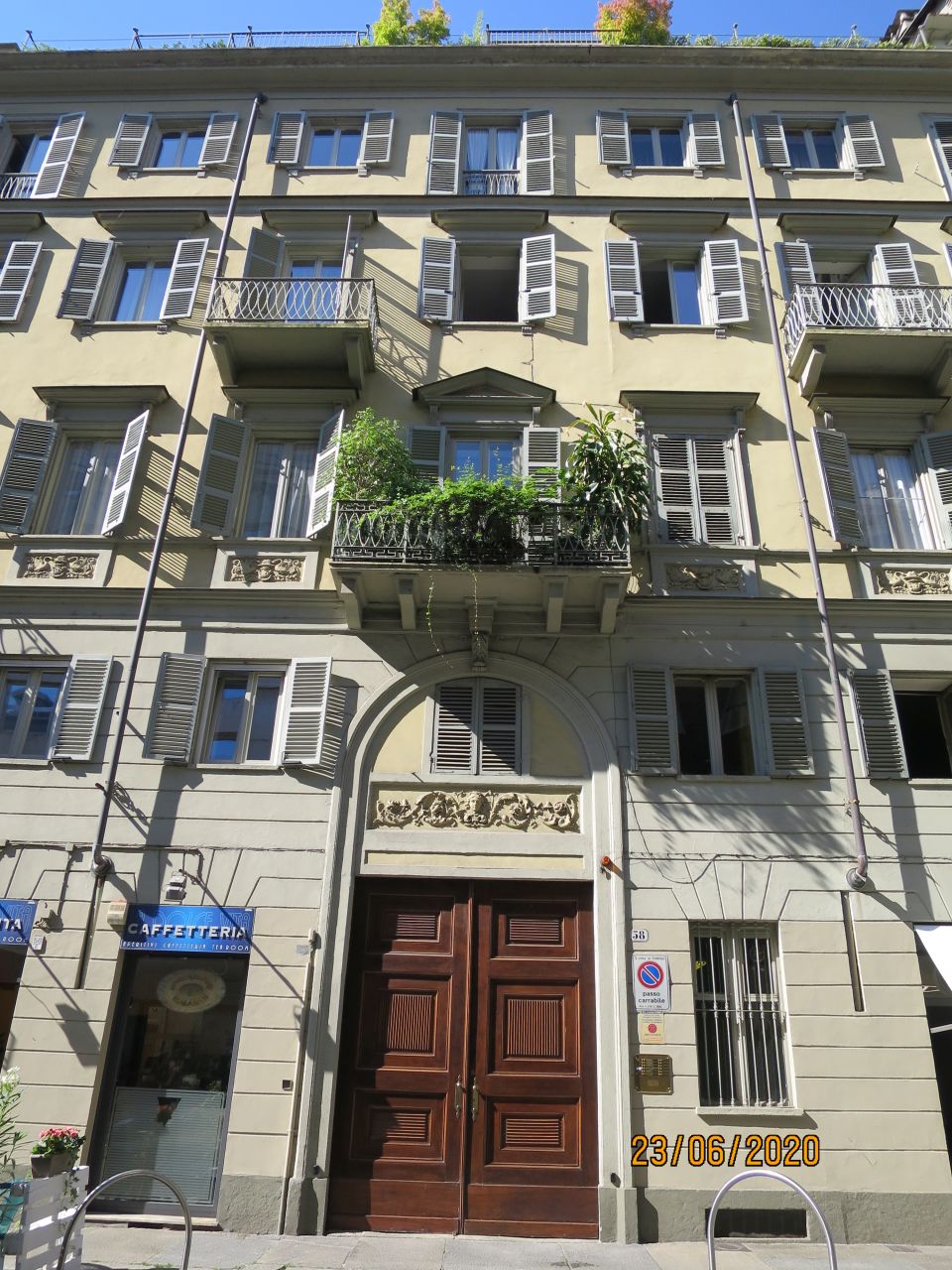[Casa privata in via Mazzini, 58, 60]