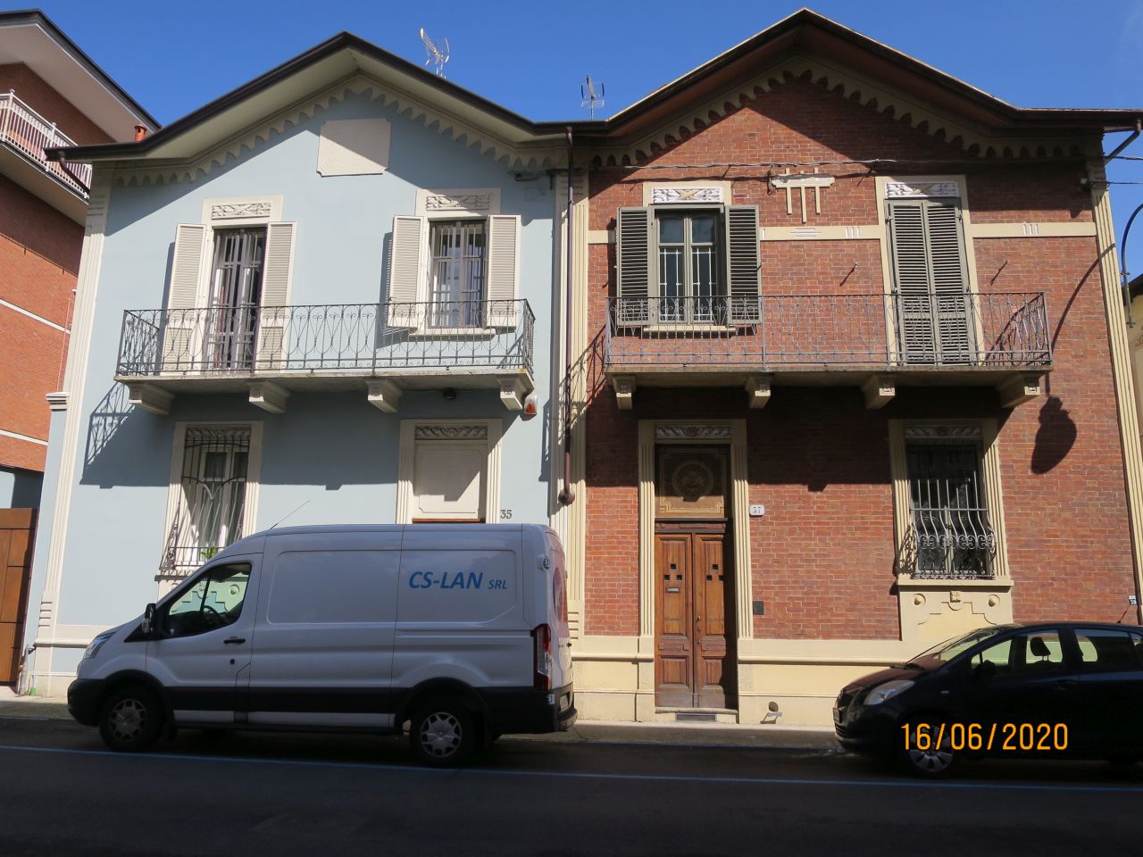 [Casa privata in via Moncalvo, 35, 37]