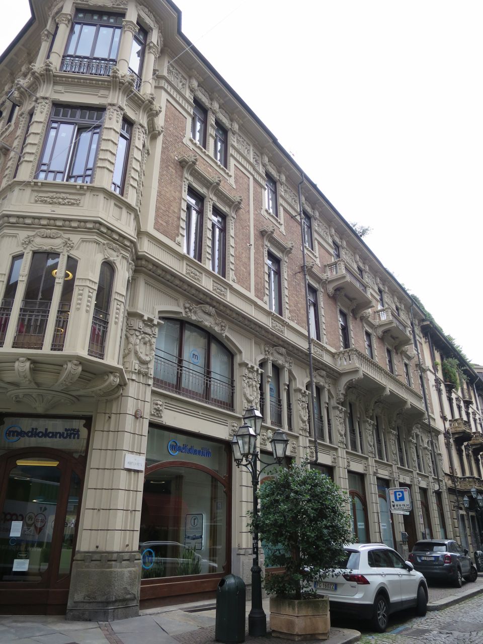 [Casa privata in via Monte di Pietà, 26]