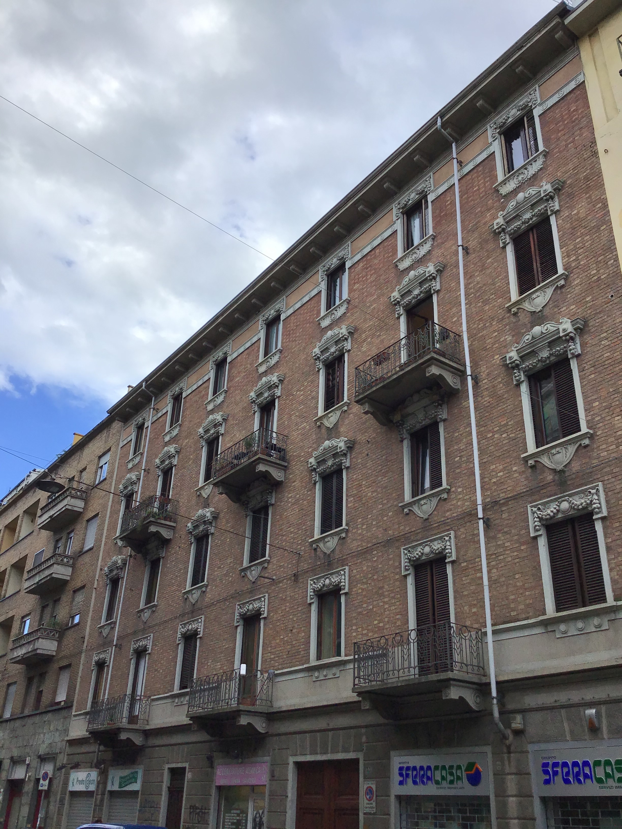 [Casa privata in via San Donato, 51, 53]