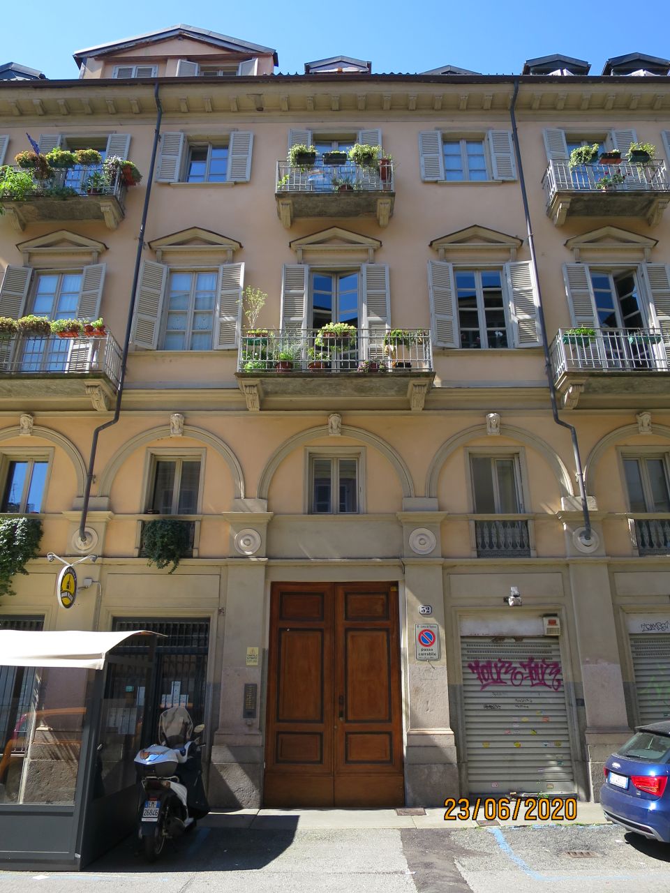 [Casa privata in via dei Mille, 32]