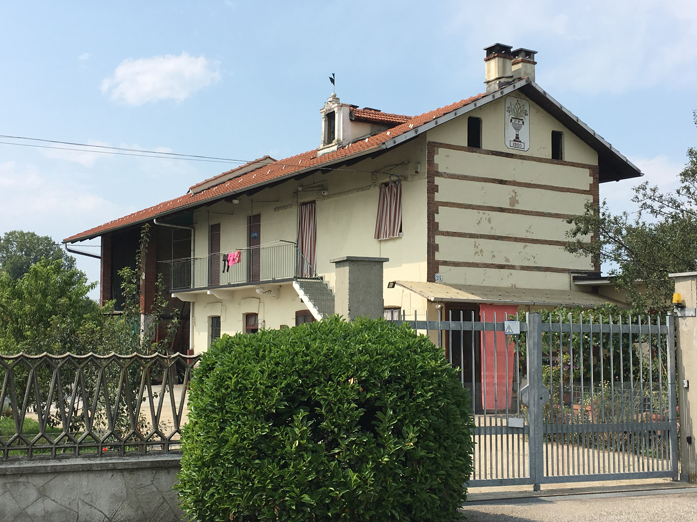 [Casa rurale con fienile in Strada del Mulino di Villaretto, 24]