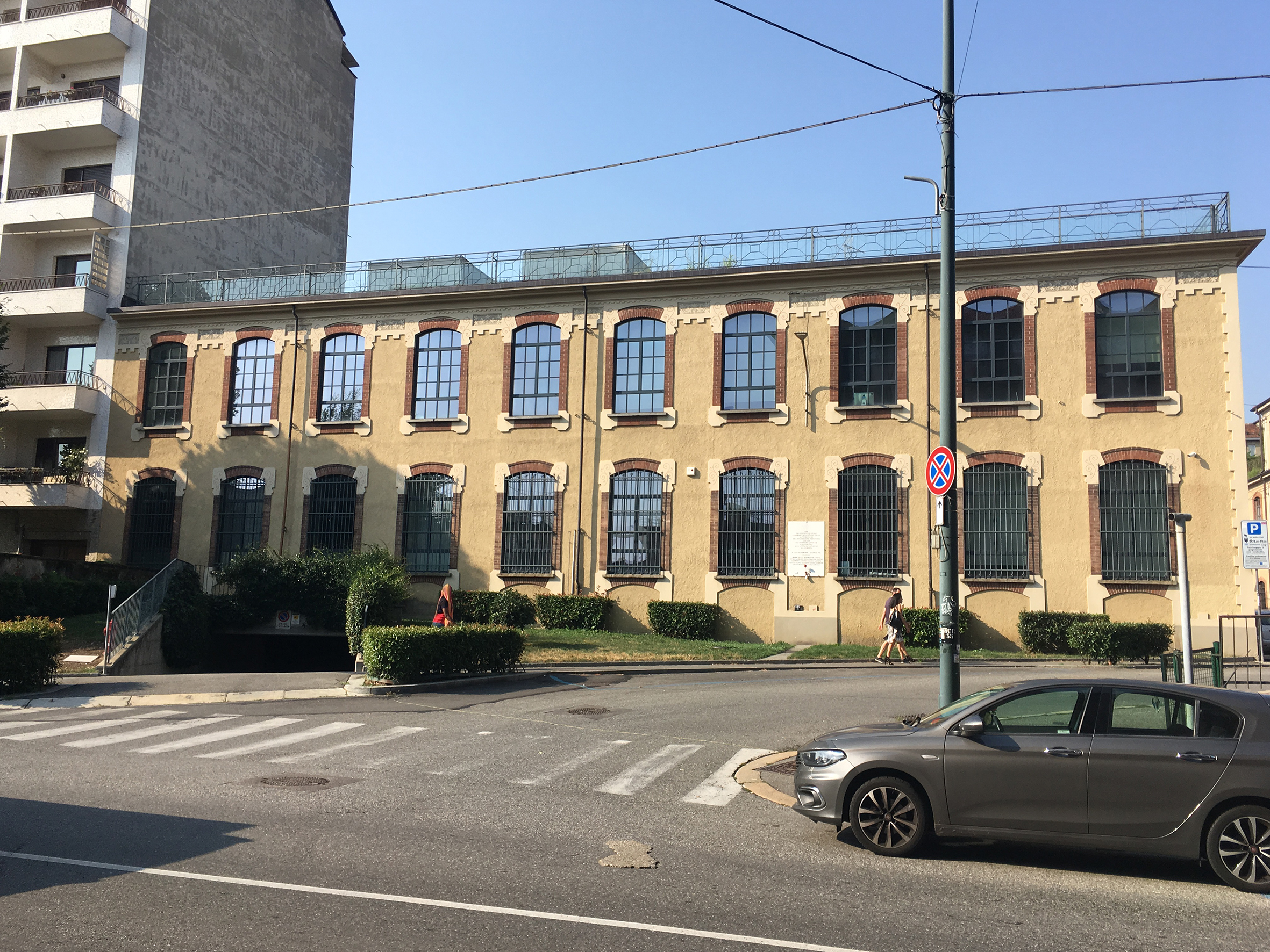 [Edificio industriale in Via San Donato, 71]