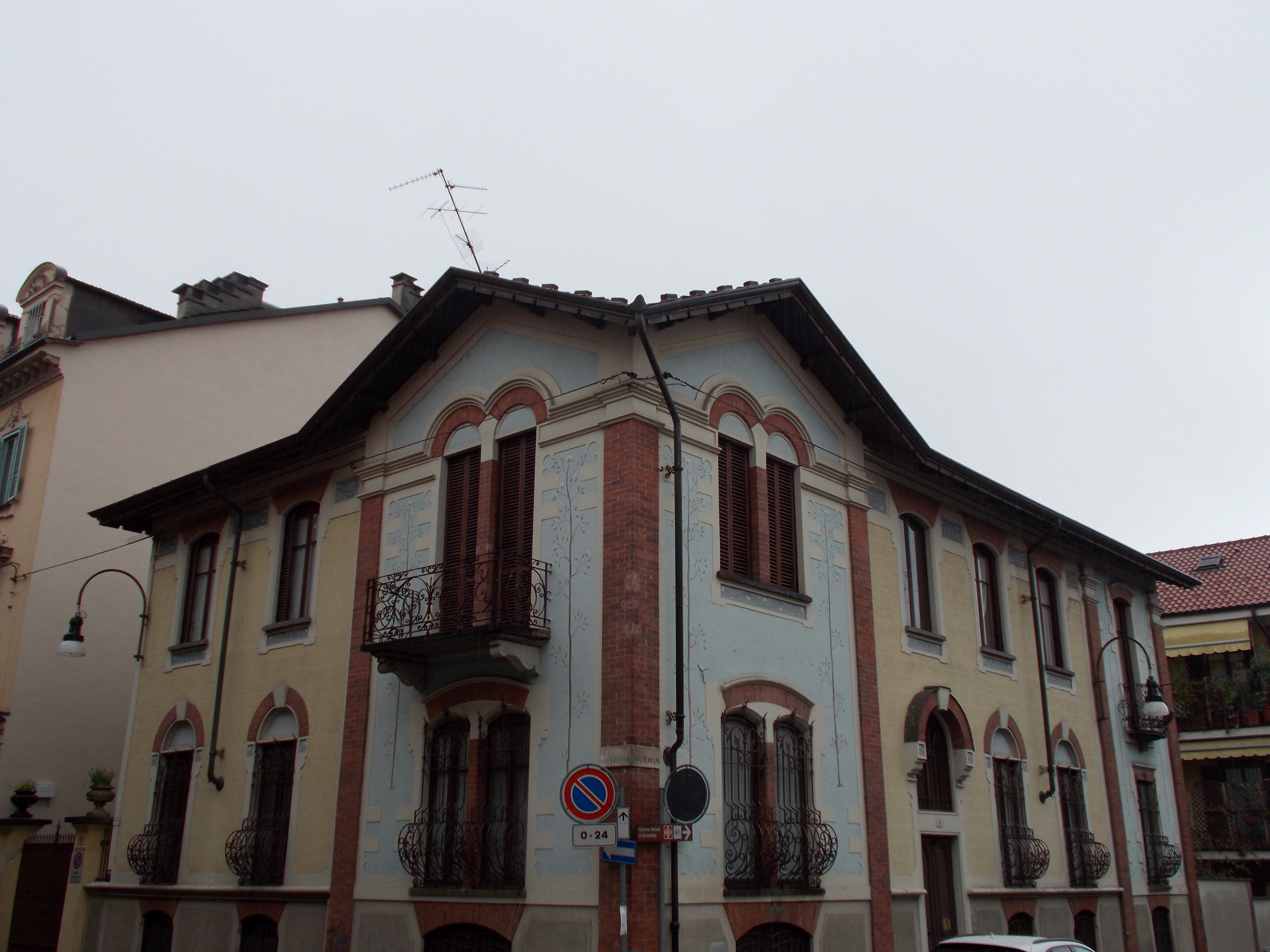[Villino in Via Felice Romani, 8]