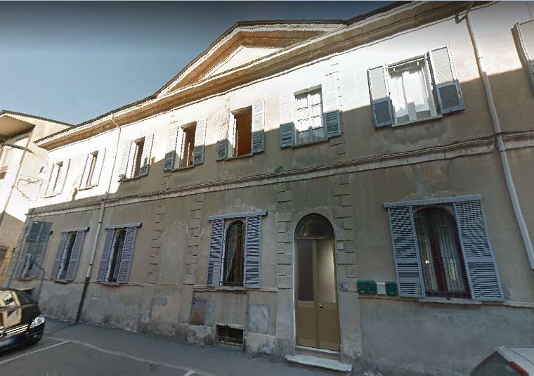 Palazzina in via Roma, 4, 6