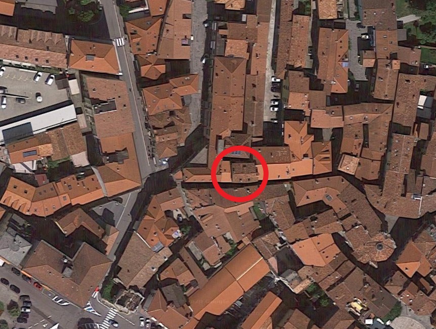 [Casa con affresco in Via San Fabiano, 58, 60]