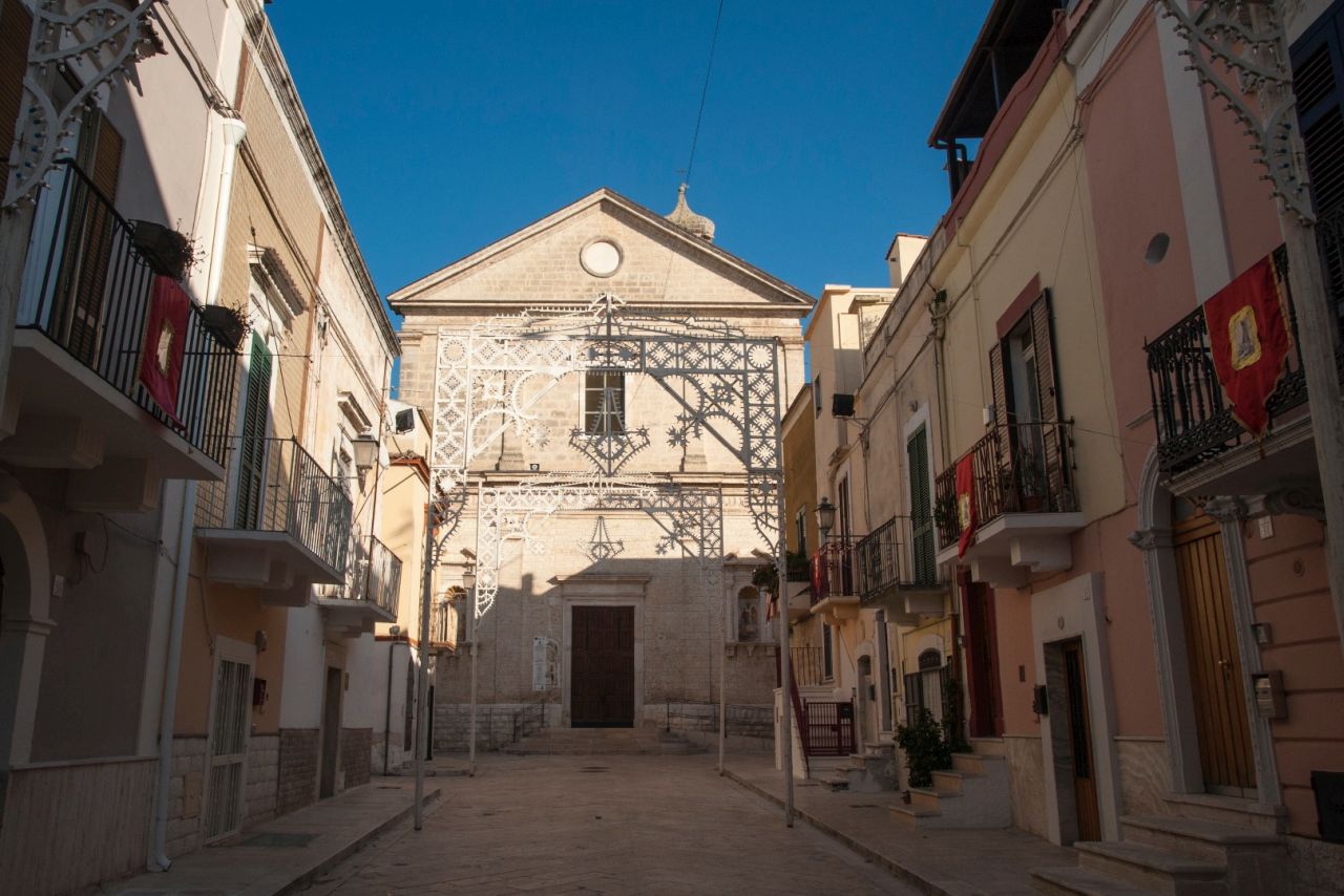 centro storico, collinare, difensivo, Adelfia
