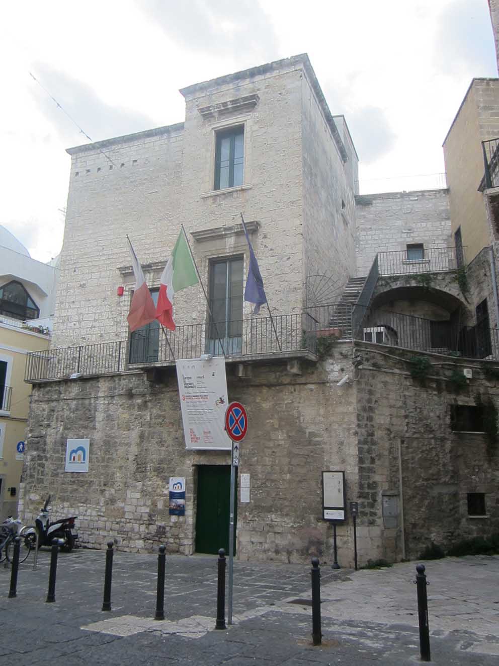 [Edificio in via Sagges, 19]