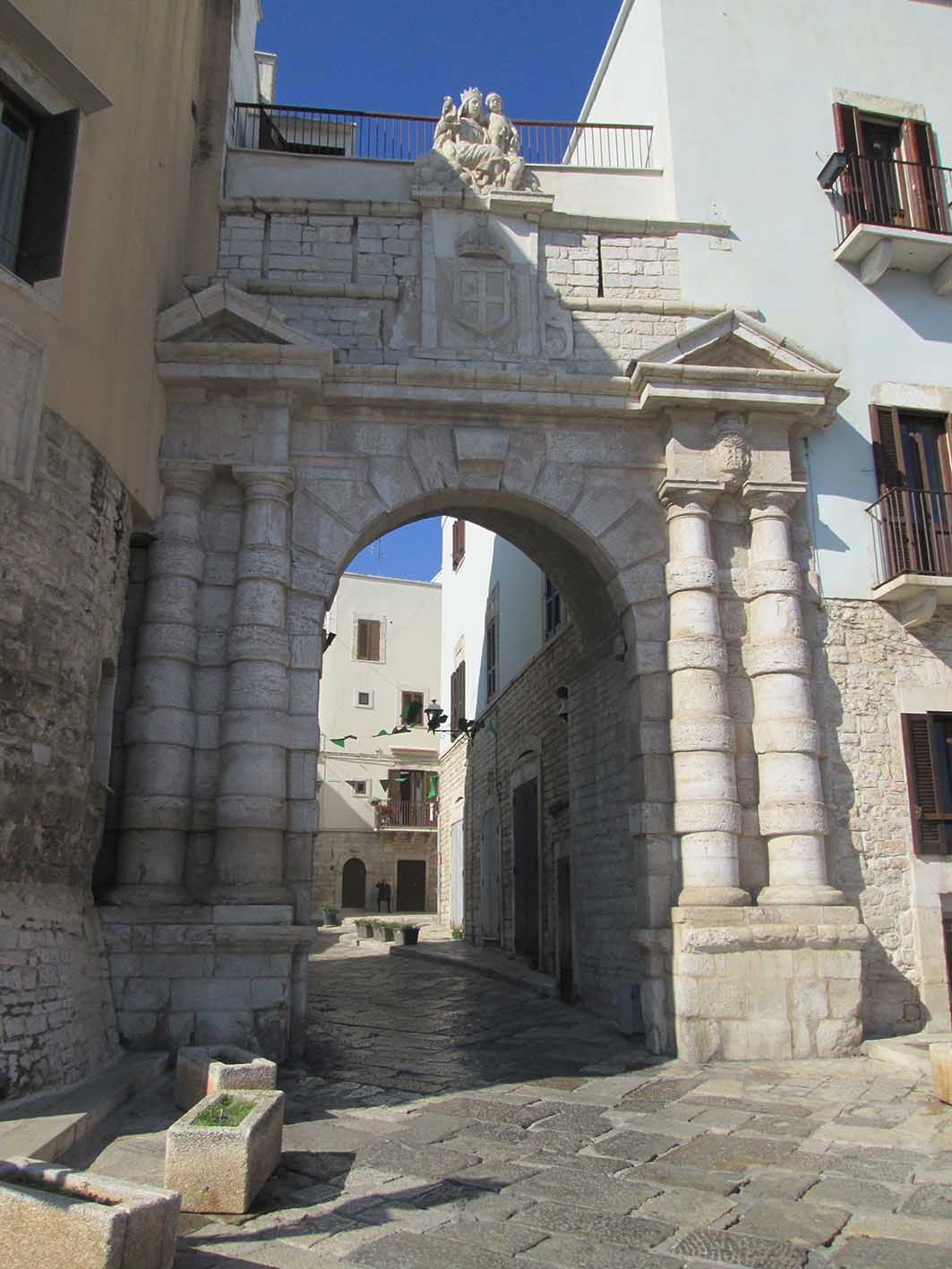 Porta delle Lame