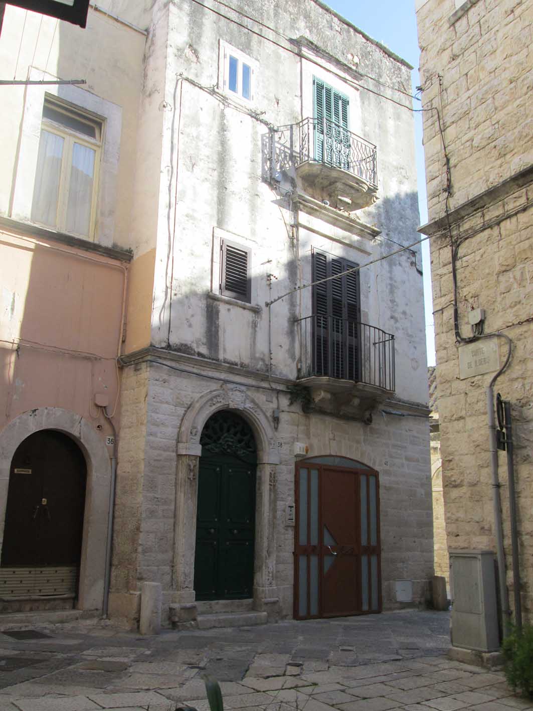 [Casa in Via F. Saponieri, 38]