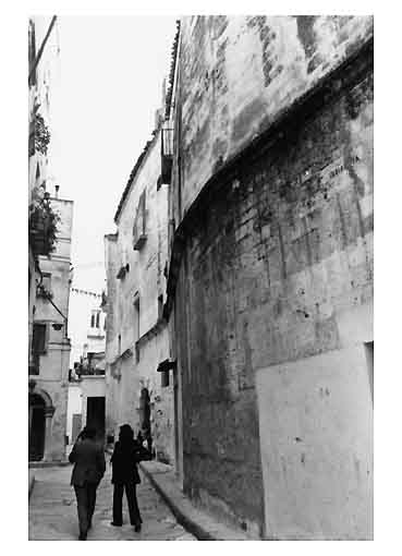 ORFANOTROFIO MASCHILE in VIA PORTICELLA, 26