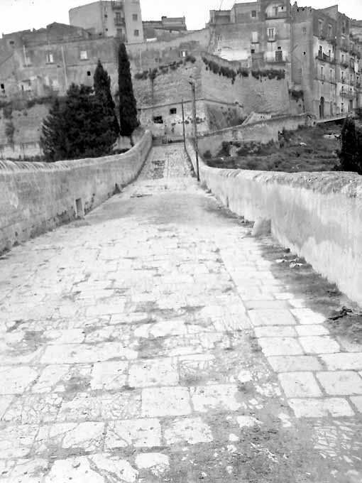 PONTE VIADOTTO "LA GRAVINA"