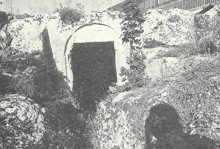 CRIPTA IN LOCALITA' MARZONE