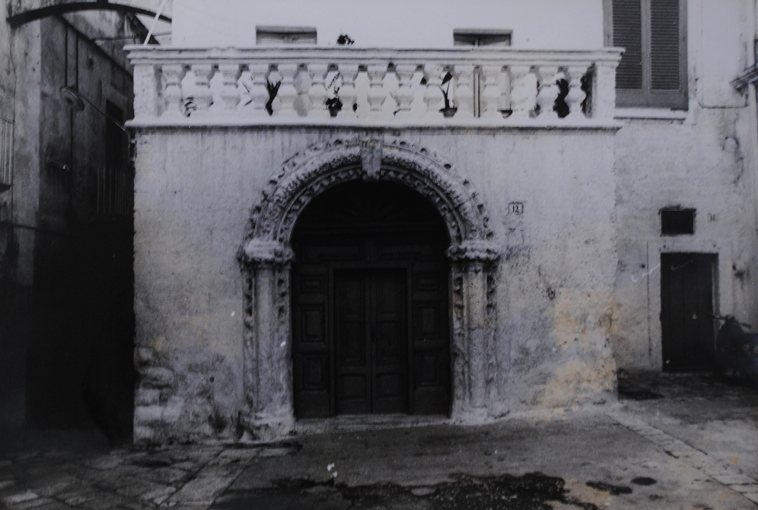 [Palazzo in via Magno, 12]