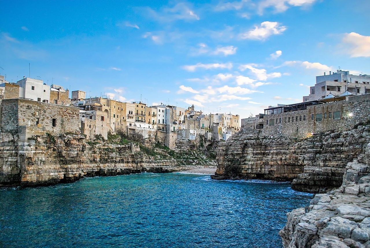centro storico, portuale, difensivo, Polignano a Mare