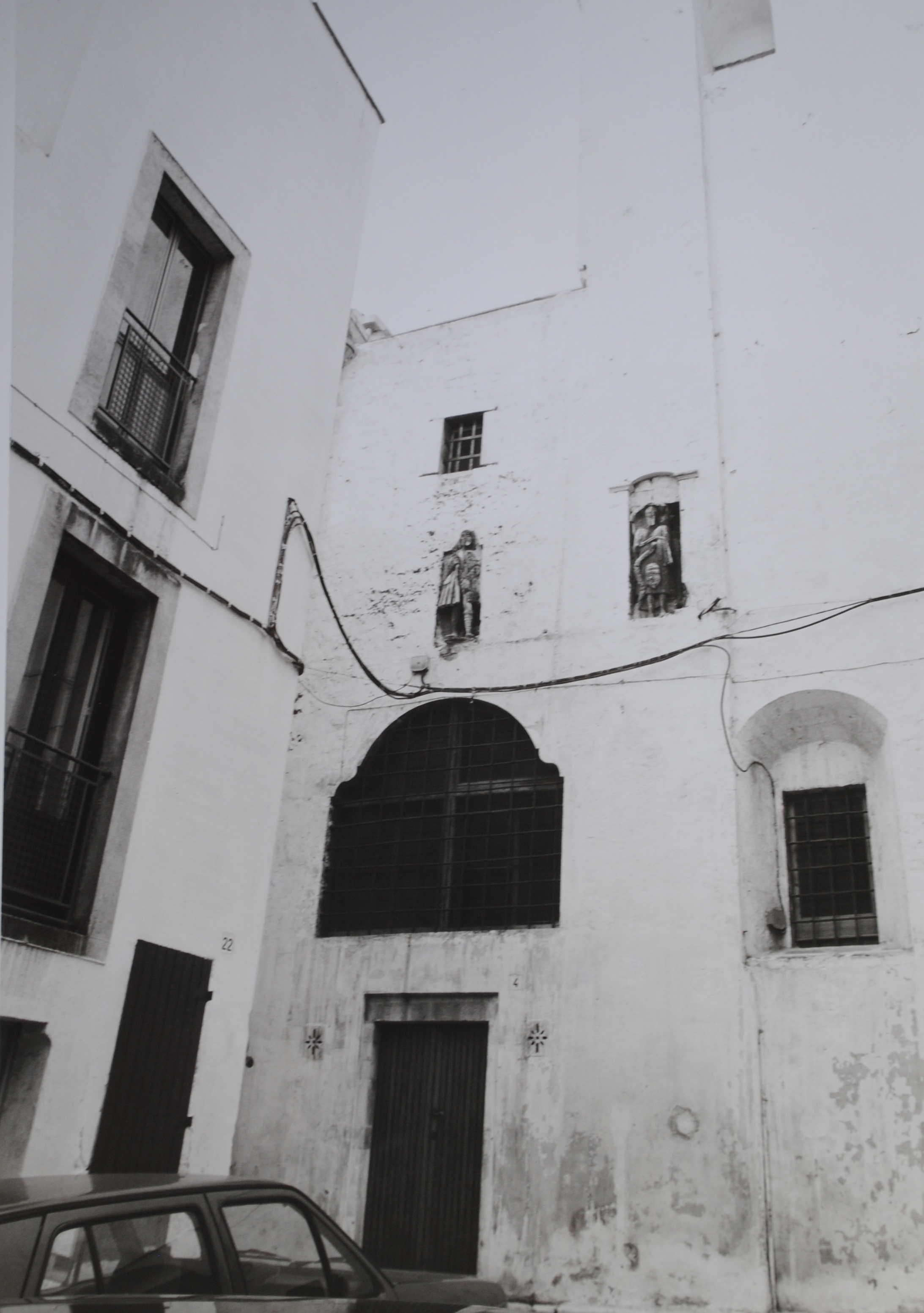 Sacrestia della Chiesa Matrice di S. Pietro Apostolo