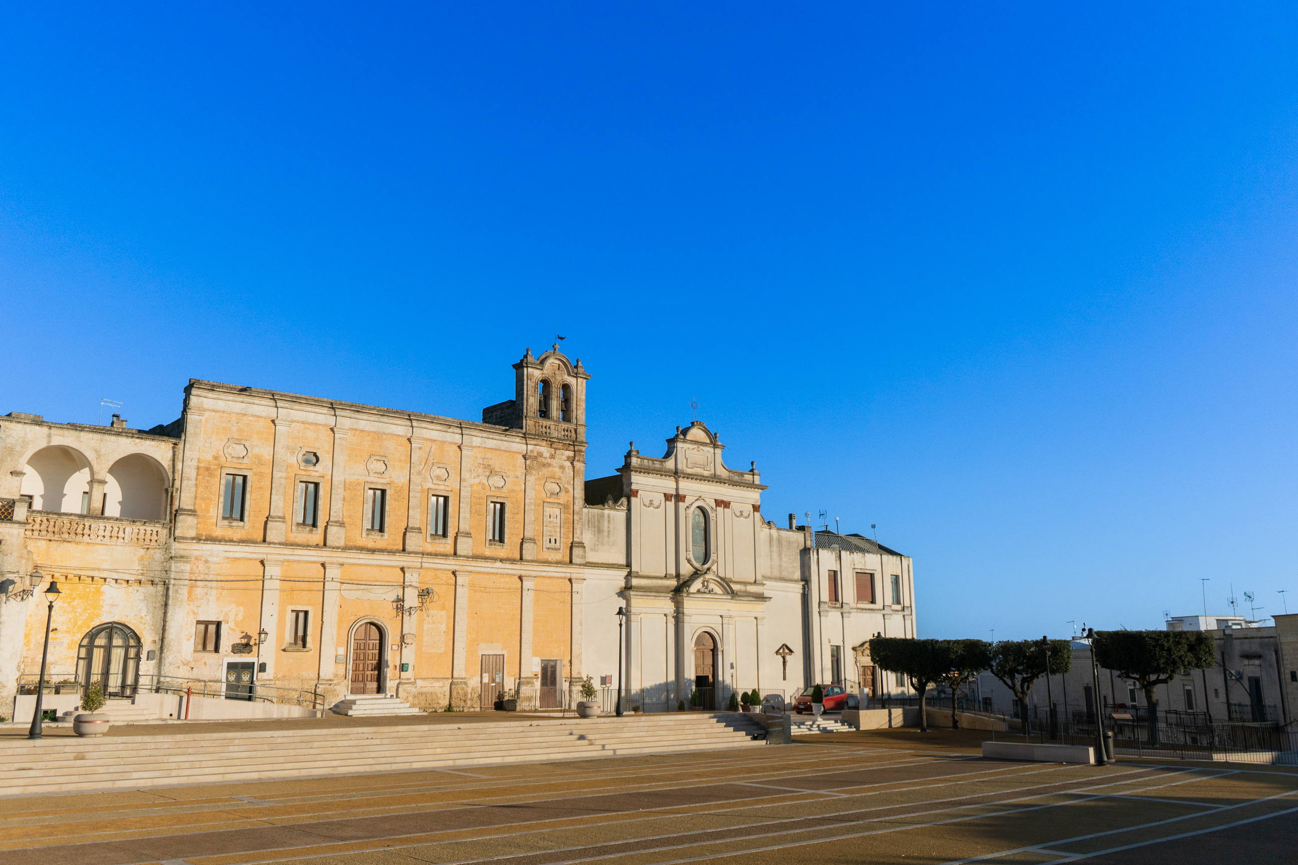 necropoli, Necropoli di Piazza Lorch