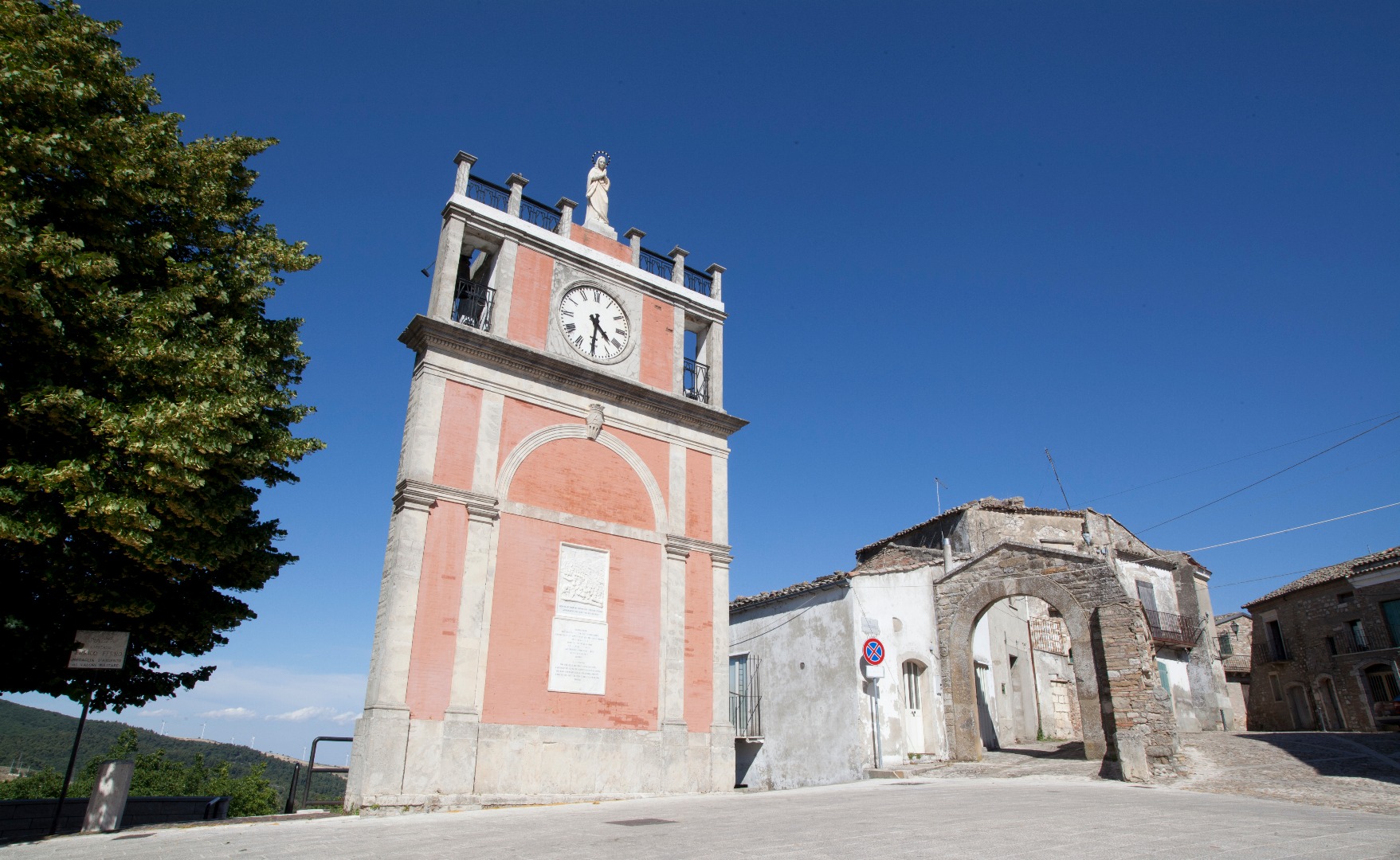 centro storico, di crinale, Accadia