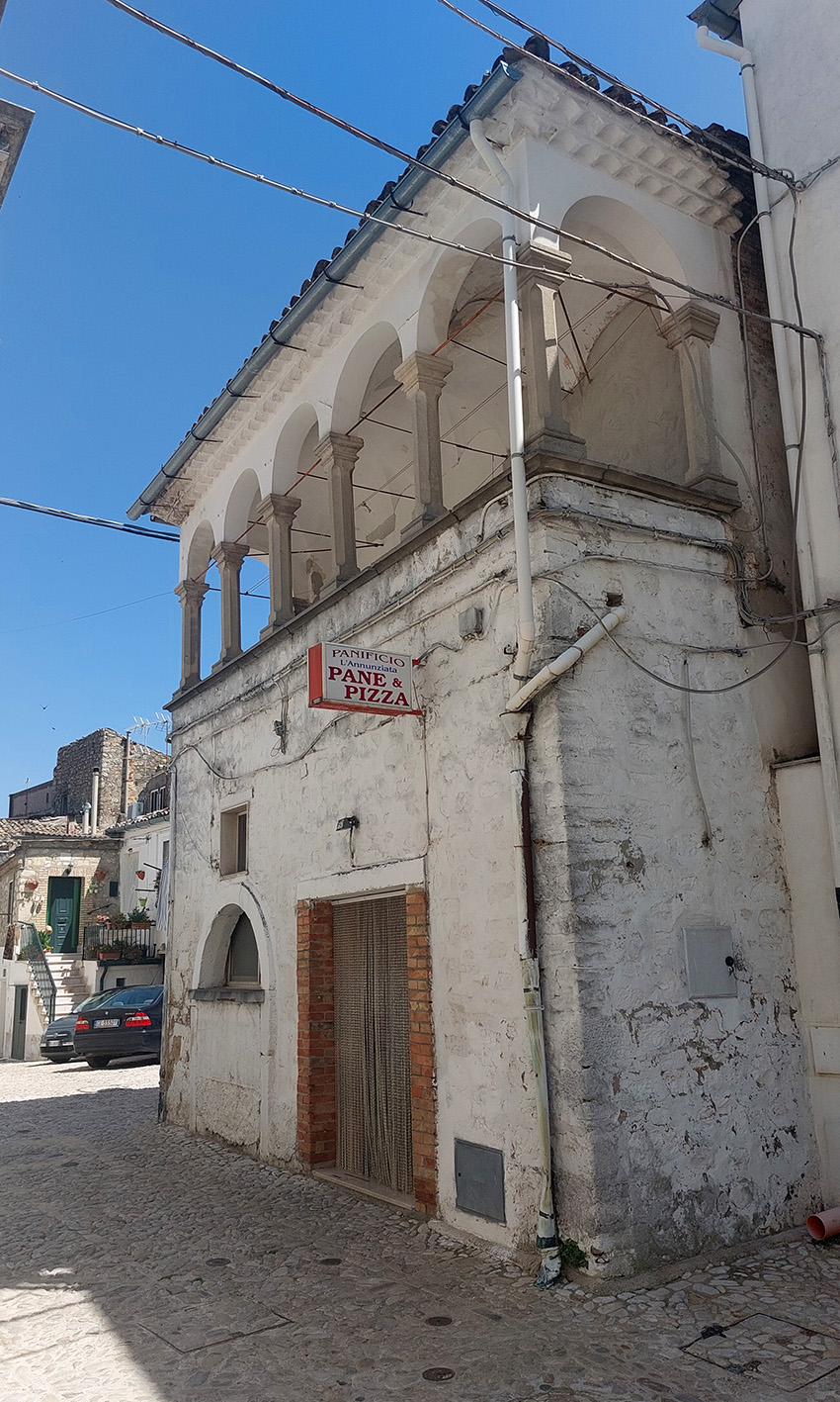 [Casa in via Annunziata, 36]
