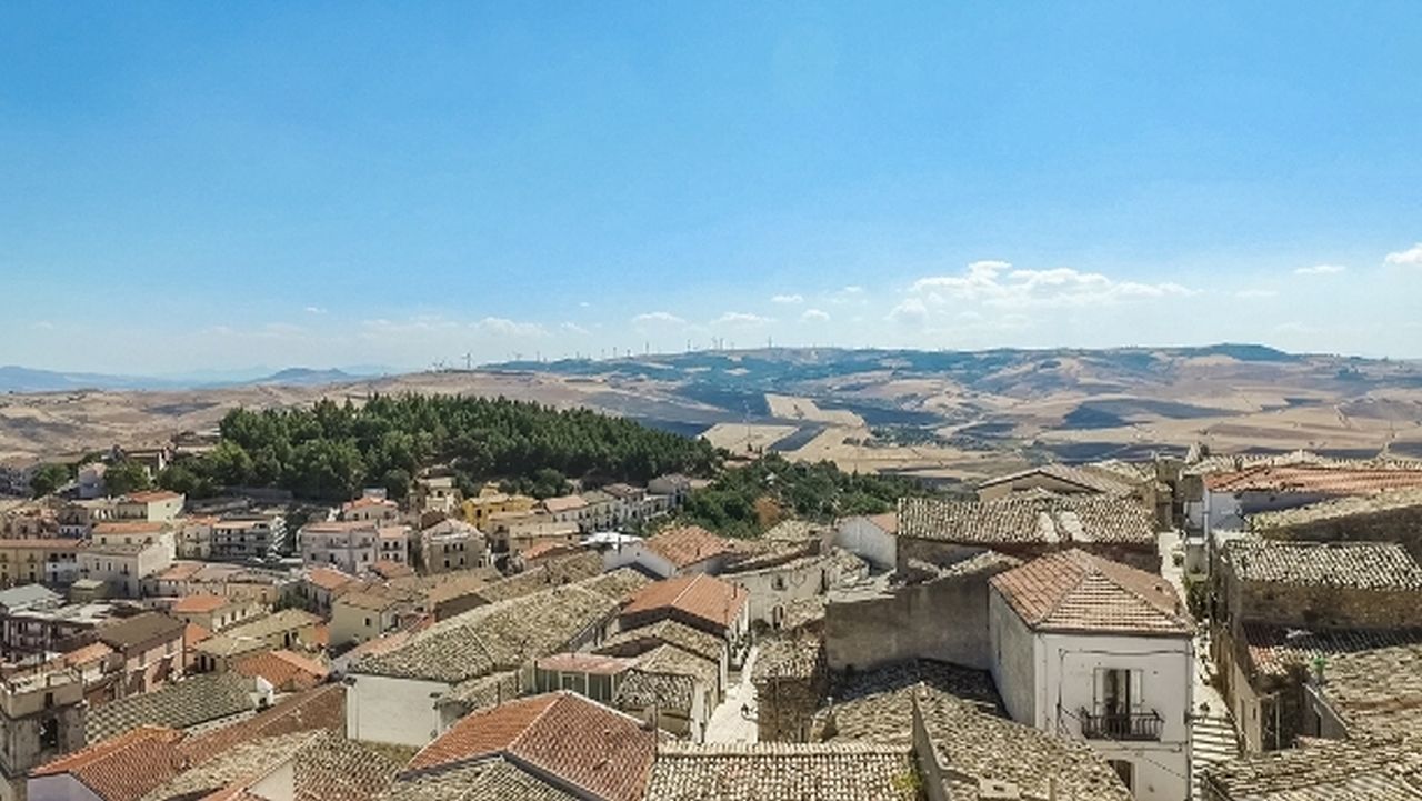 centro storico, collinare, Candela