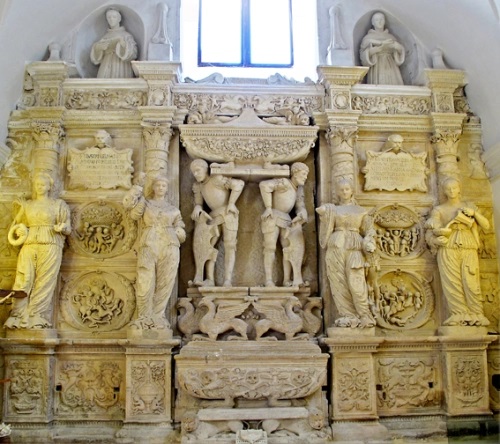 mausoleo, Mausoleo di Giovan Bernardino e Belisario Acquaviva d’Aragona