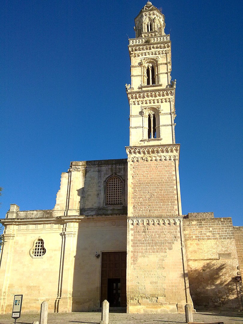 centro storico, di pianura, Soleto