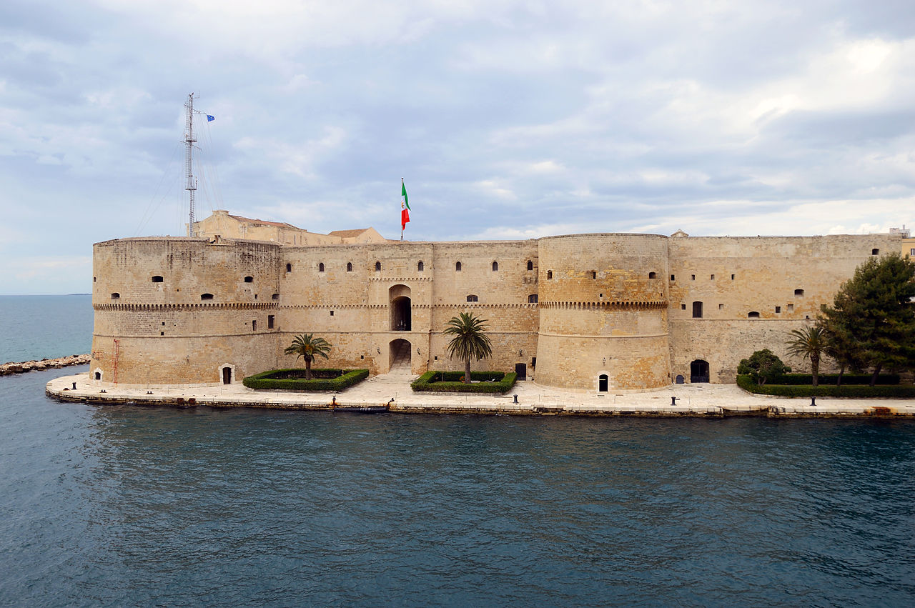 centro storico, di pianura, costiero, Taranto, Taras