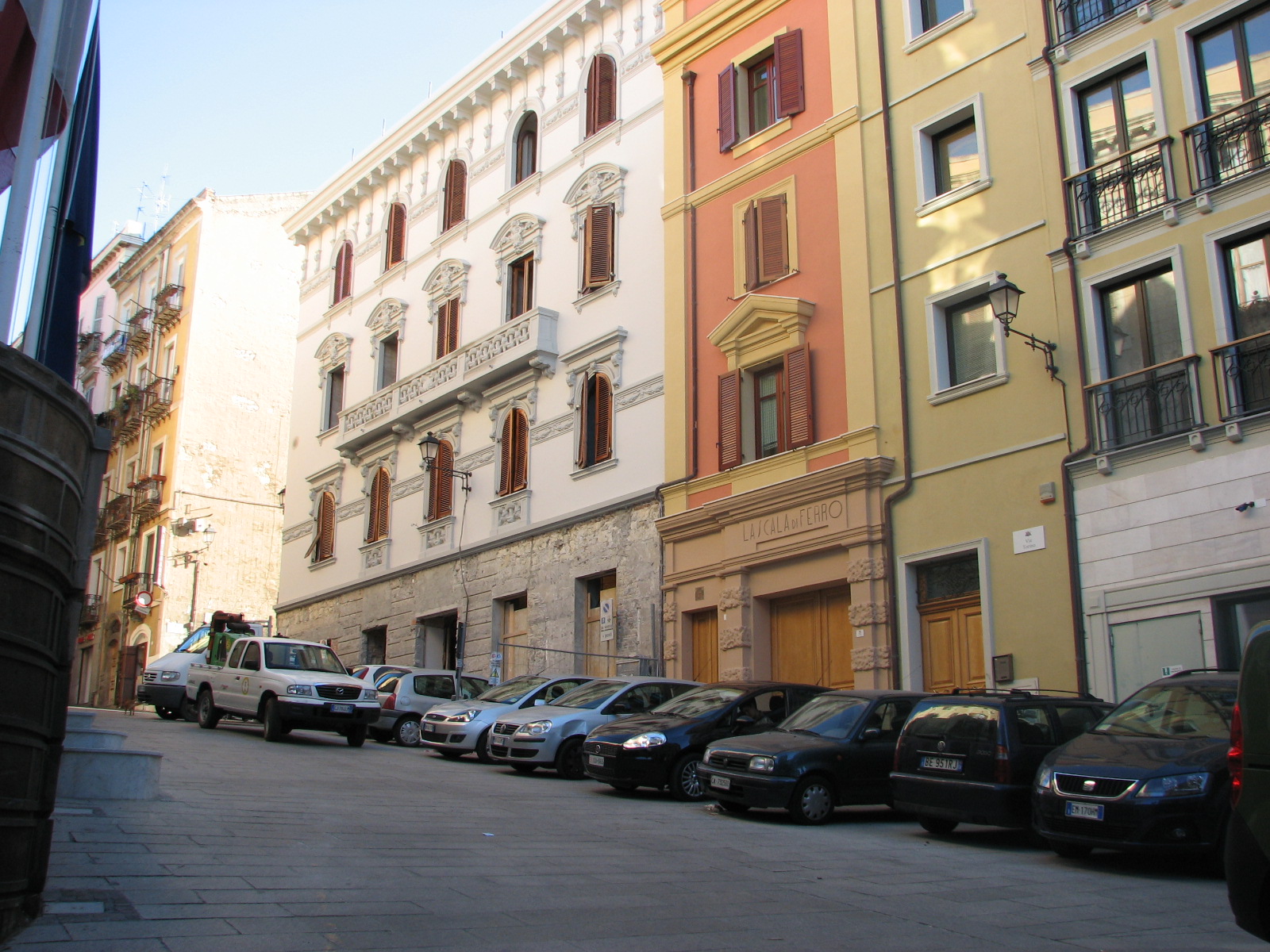 Necropoli ex albergo La Scala di Ferro