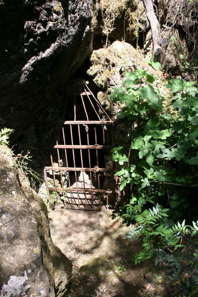 Grotta Su Benatzu