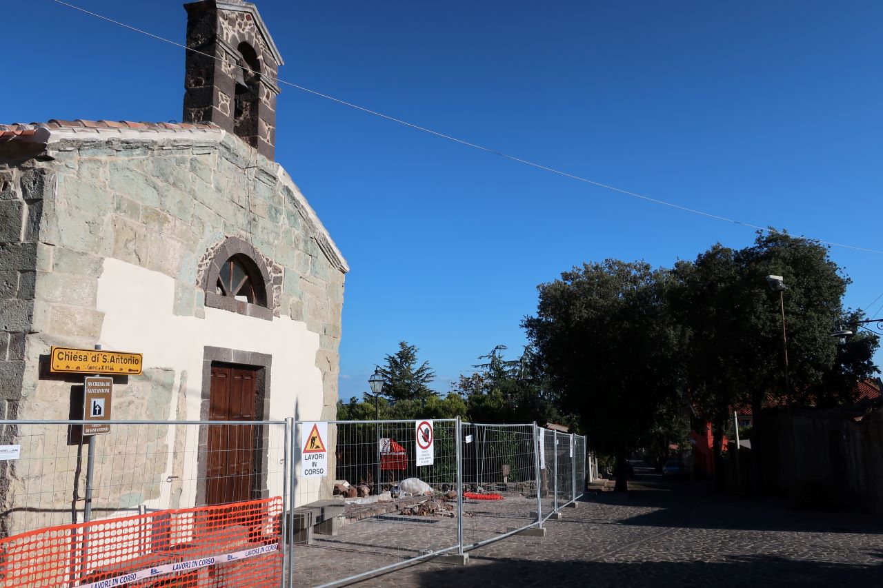 Viale dei caduti di Seneghe , Viale delle Rimembranze di Seneghe