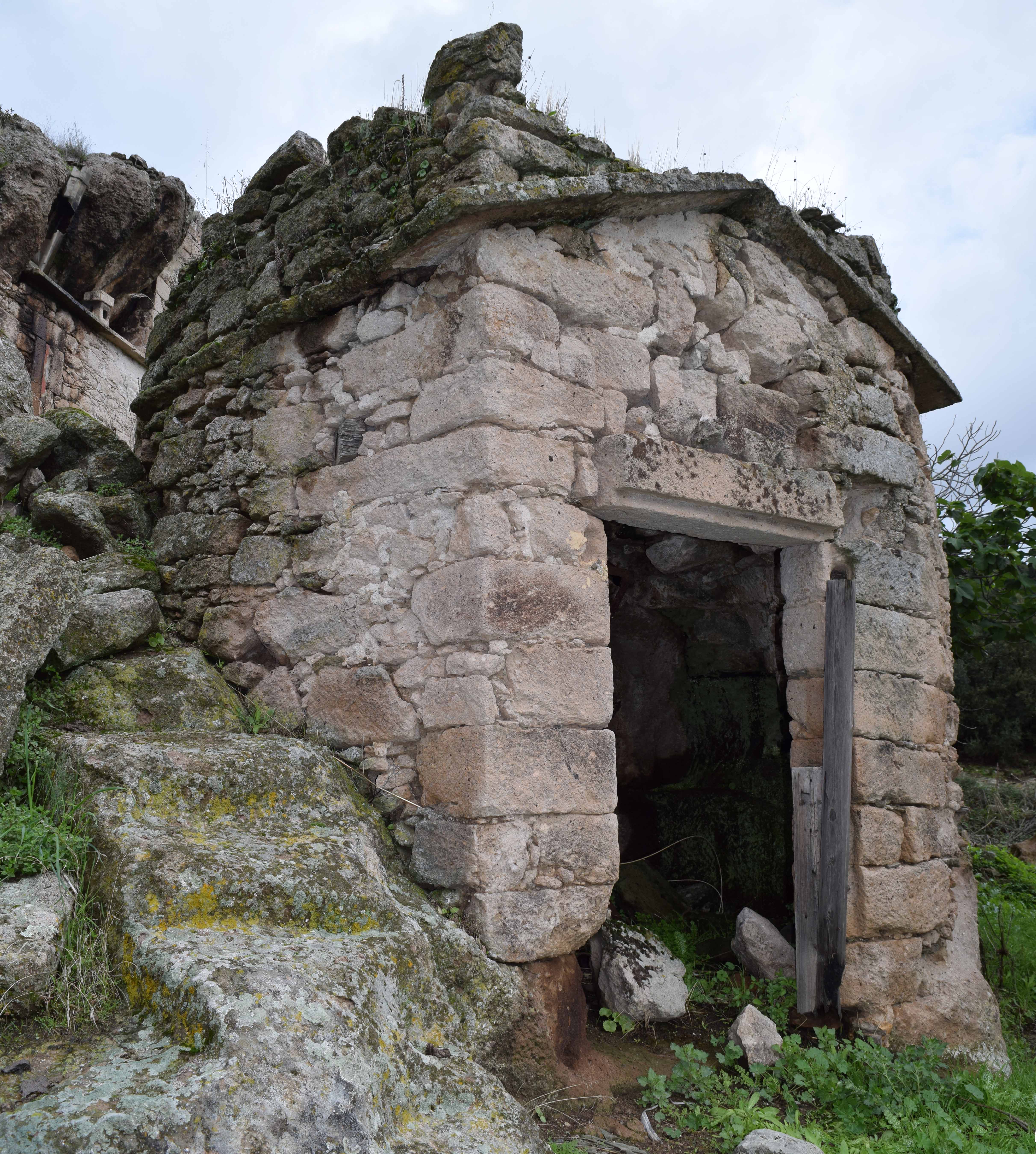 Case nella roccia
