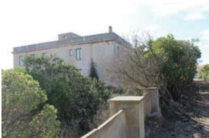 Palazzina Sanità e annesso magazzino