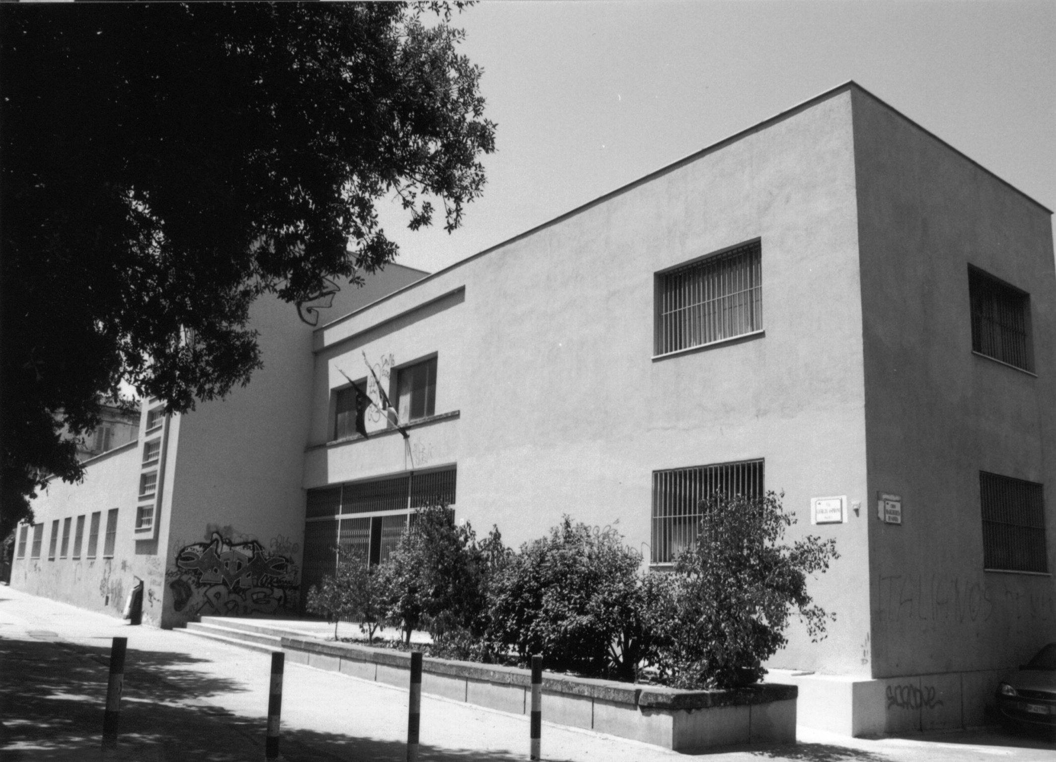 Edificio ex "G.I.L."