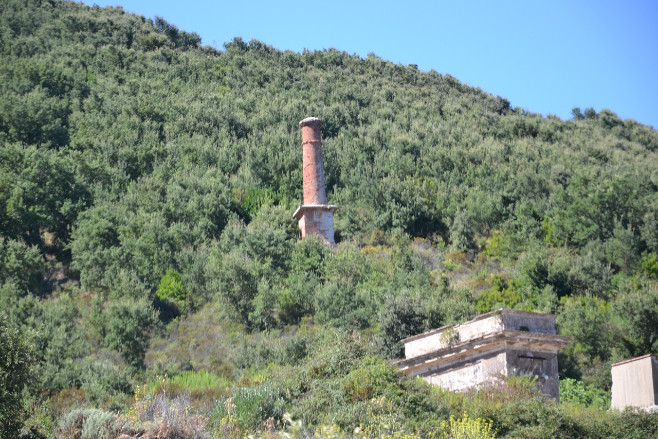 Condotta e camino di smaltimento fumi