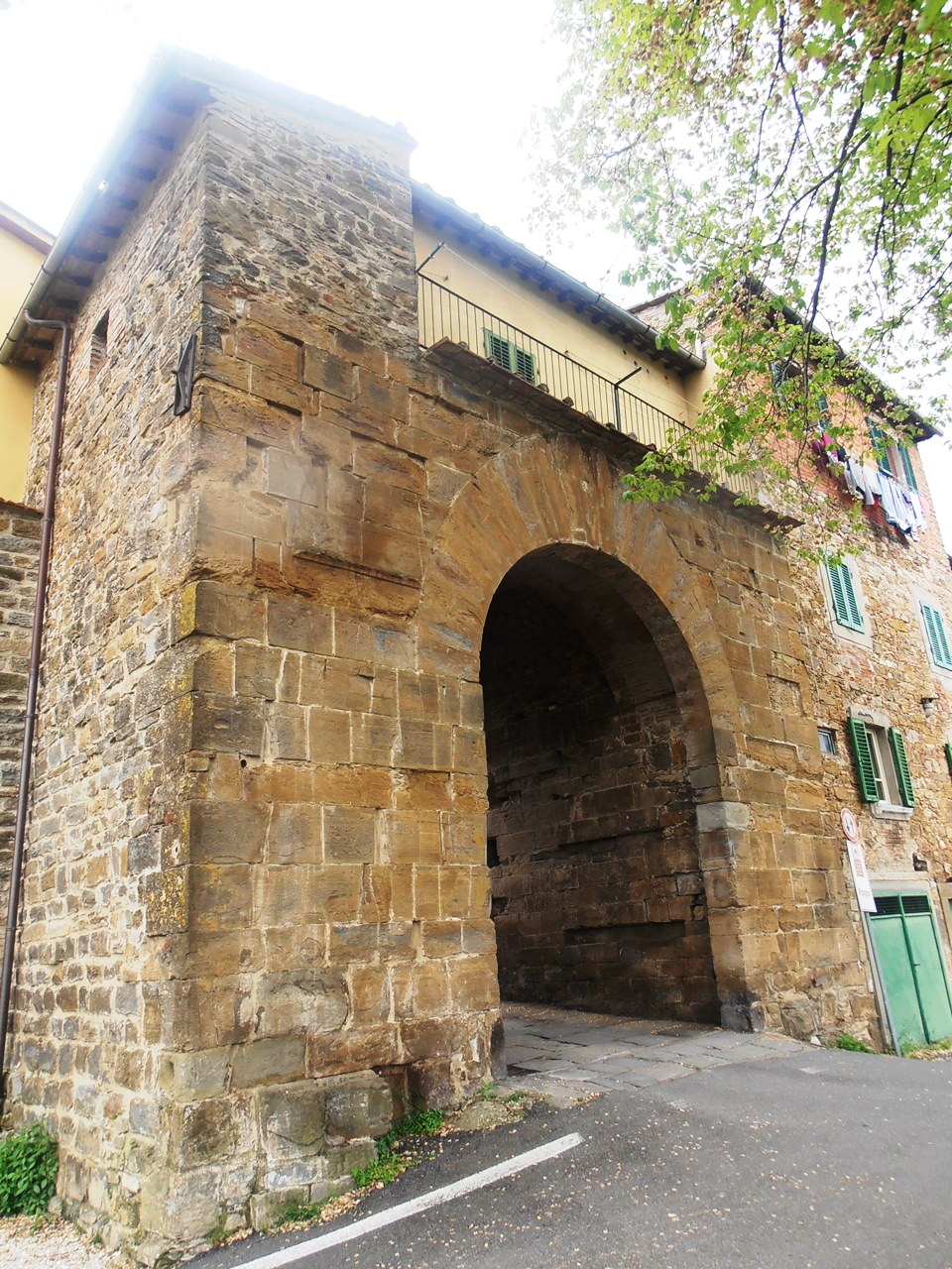 Porta a Porrena