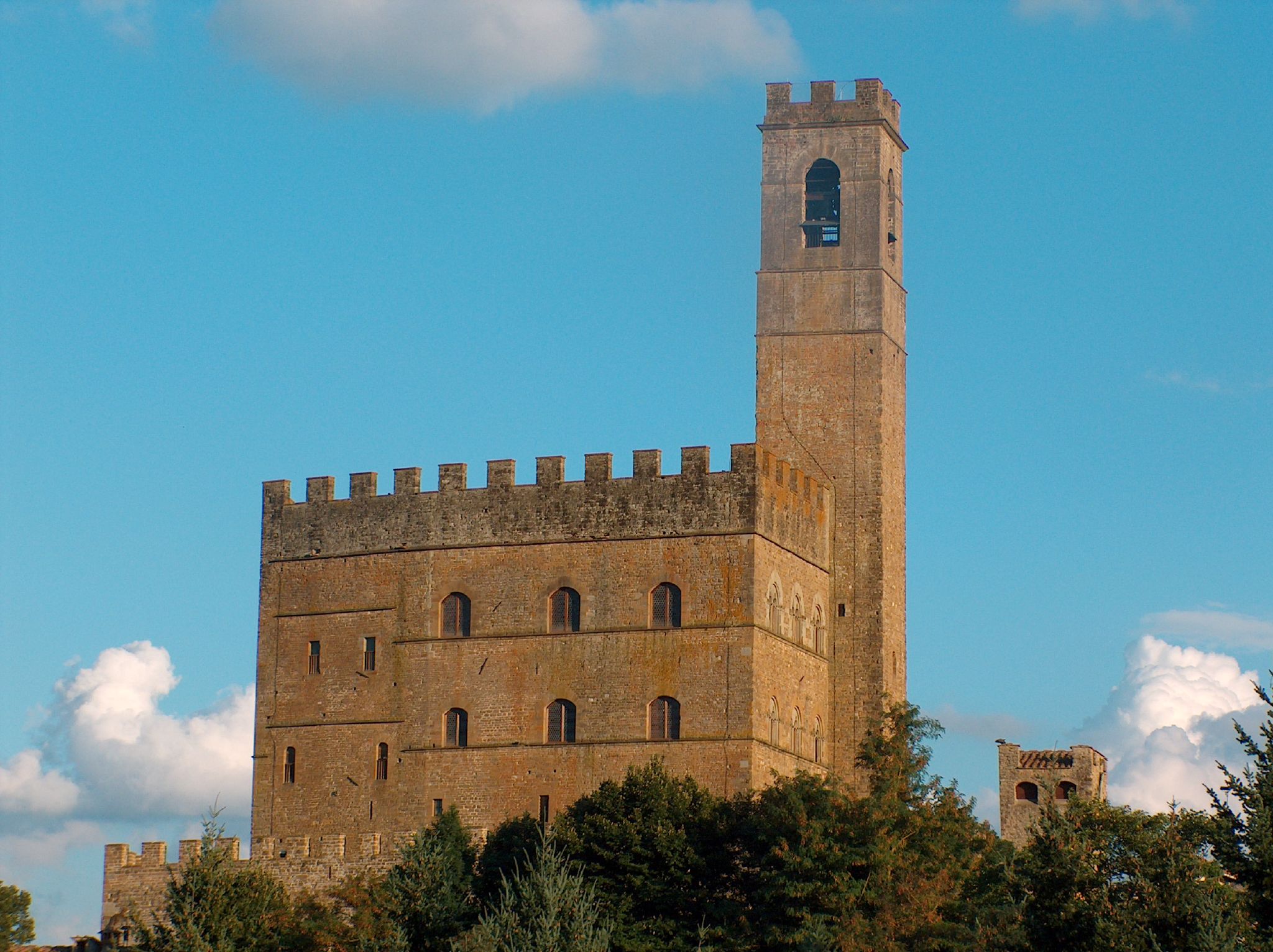cisterna della rocca dei conti Guidi