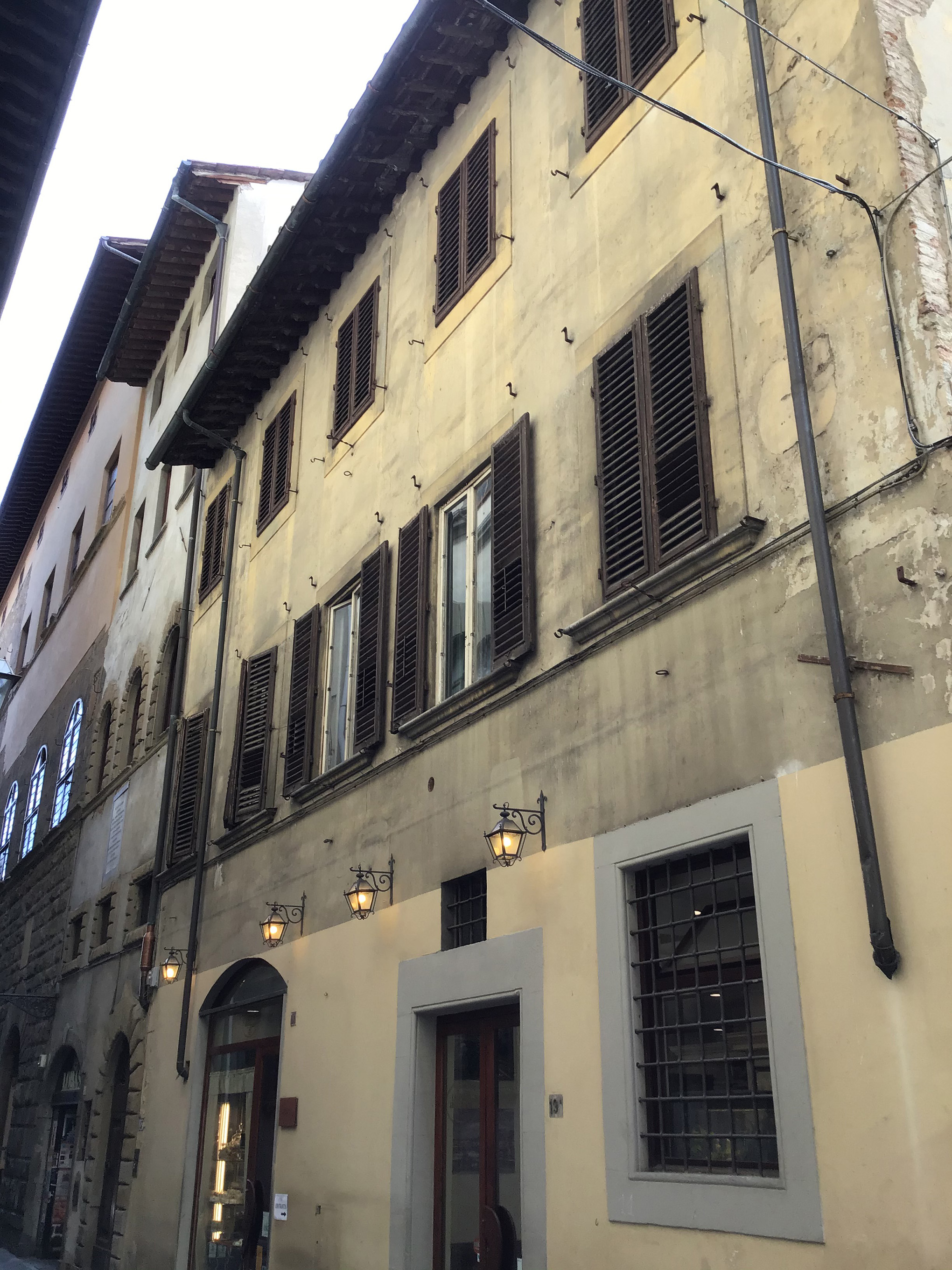 [Casa in linea in Borgo degli Albizi, 19, 39r]
