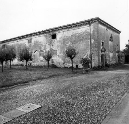 Cappella annessa alla Villa Frescobaldi