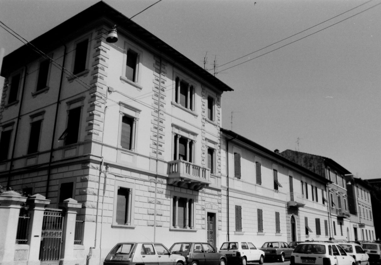 CASA IN VIA FUCINI