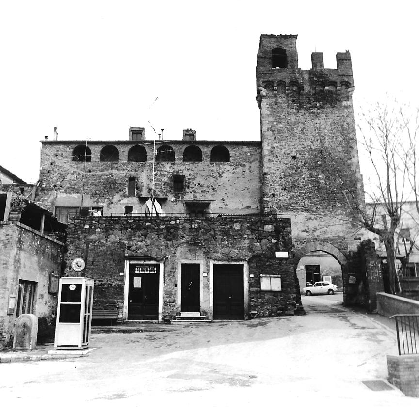 Porta Grossetana e Palazzo Pretorio