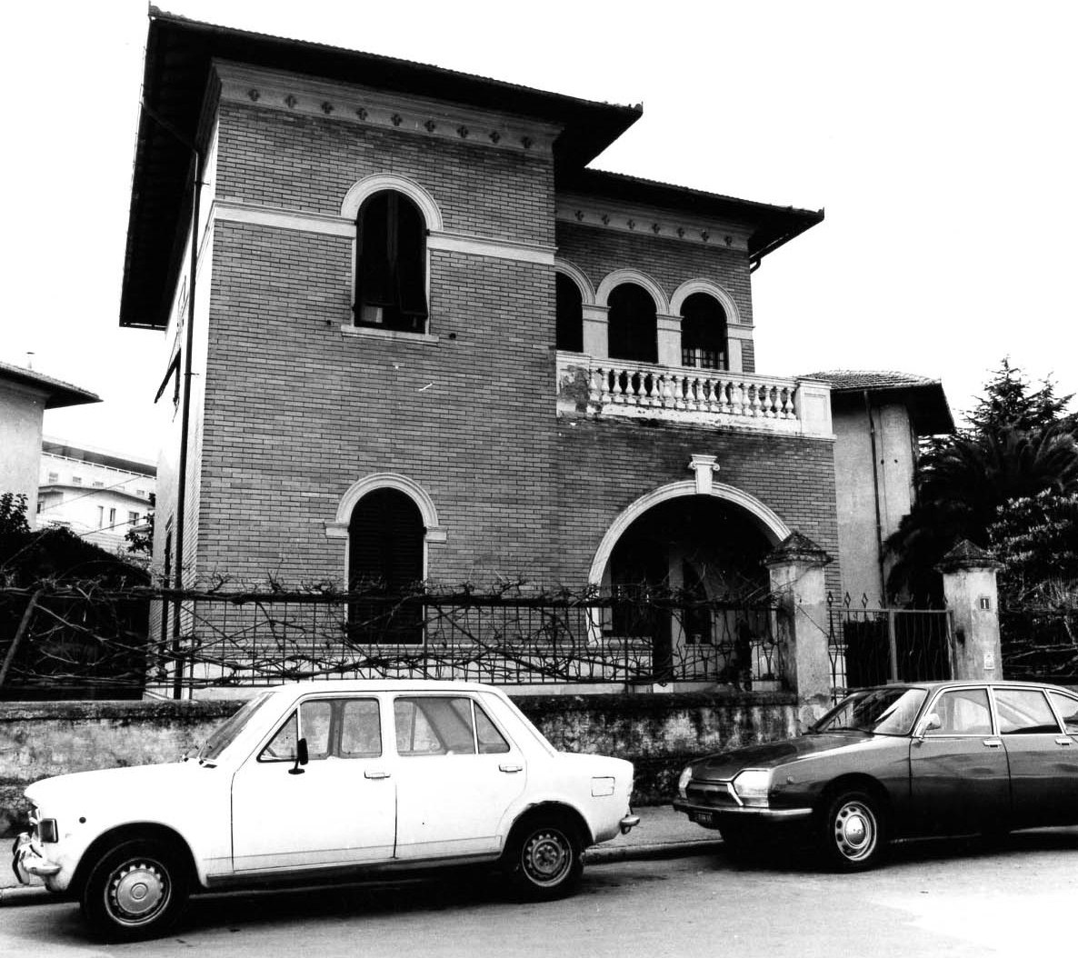 VILLINO DE LEONE