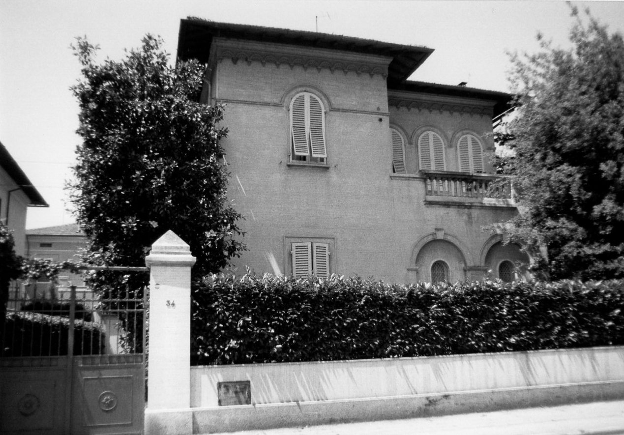 VILLINO TOMBARI