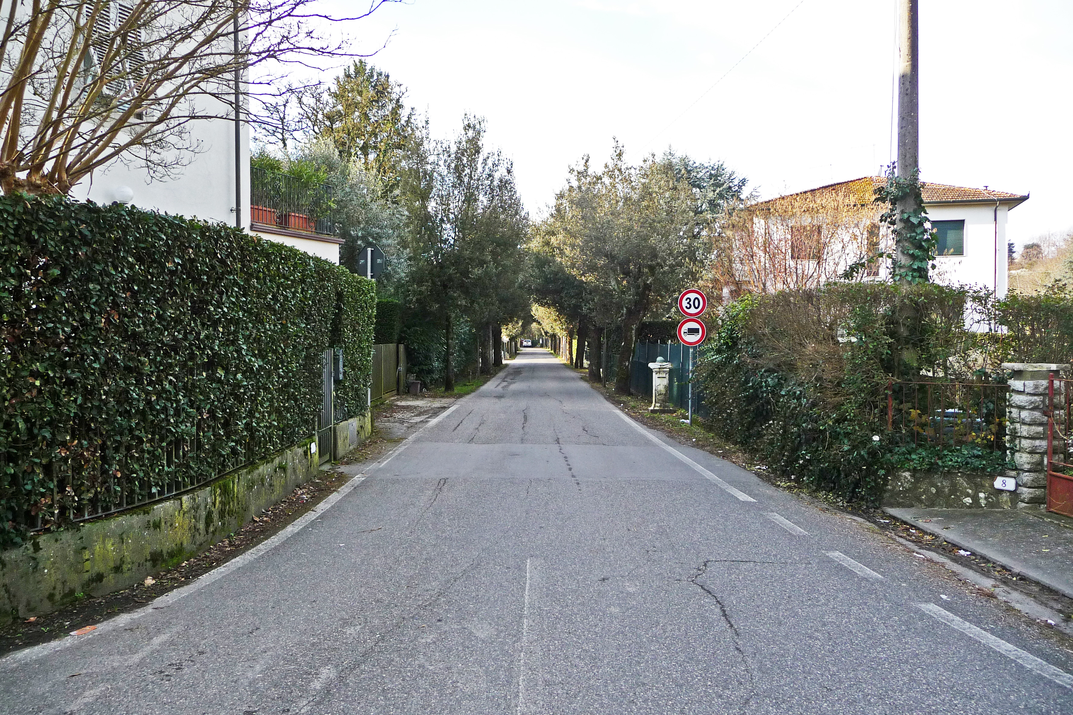 Viale della Rimembranza di Monte San Quirico