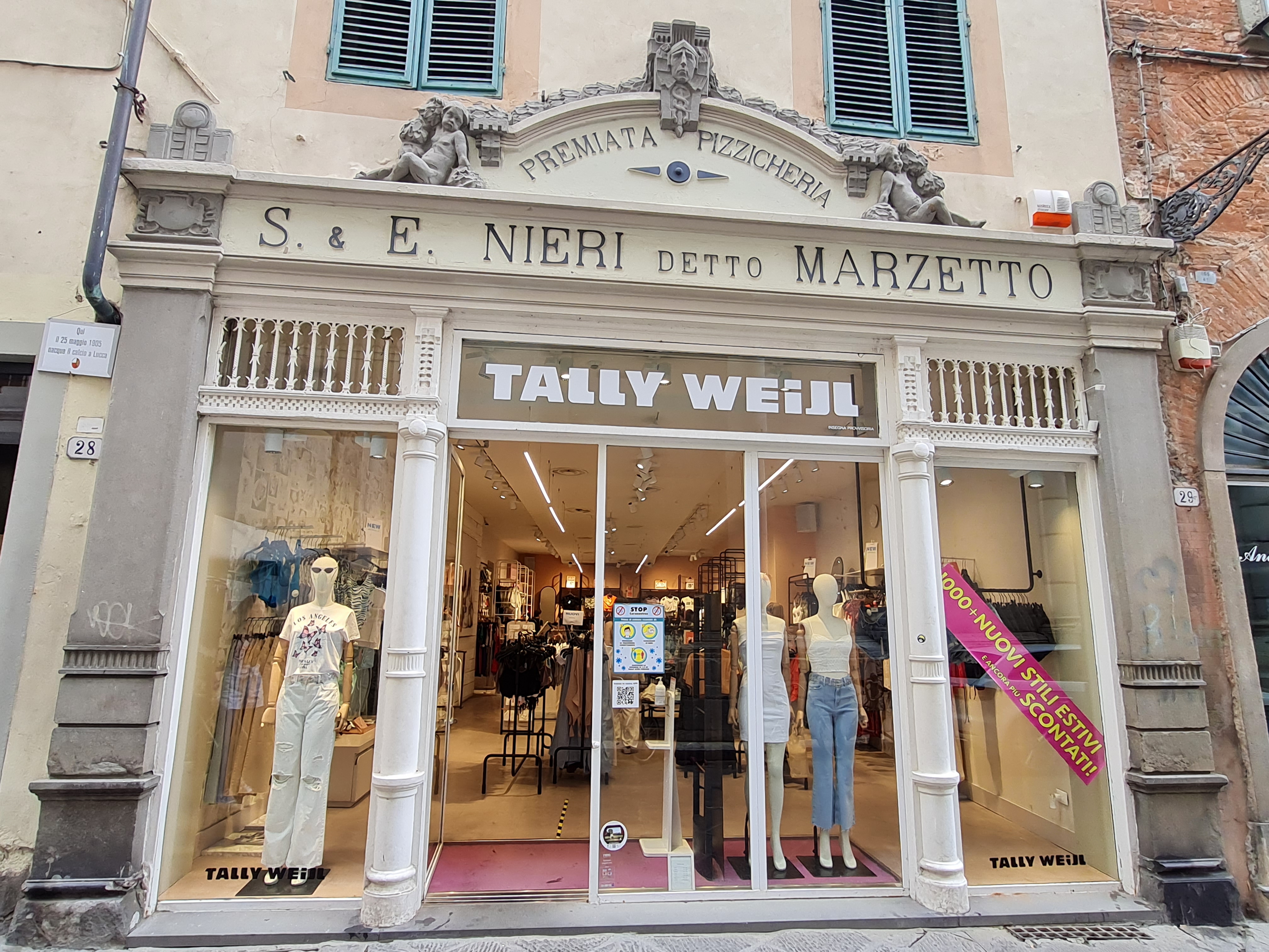 bottega, negozio di abbigliamento, Tally Weijl, Pizzicheria Marzetto