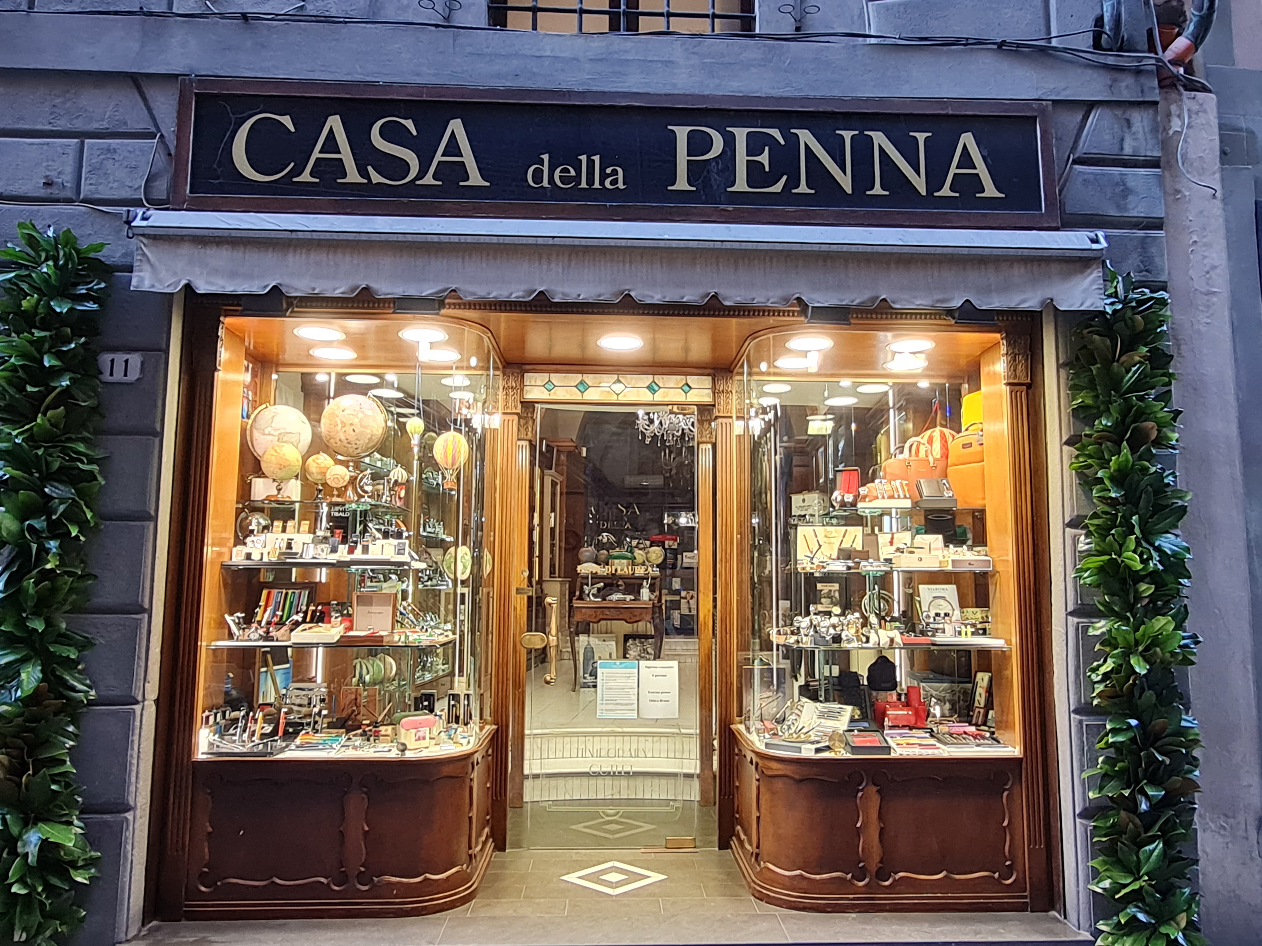 bottega, negozio di accessori, Casa della Penna